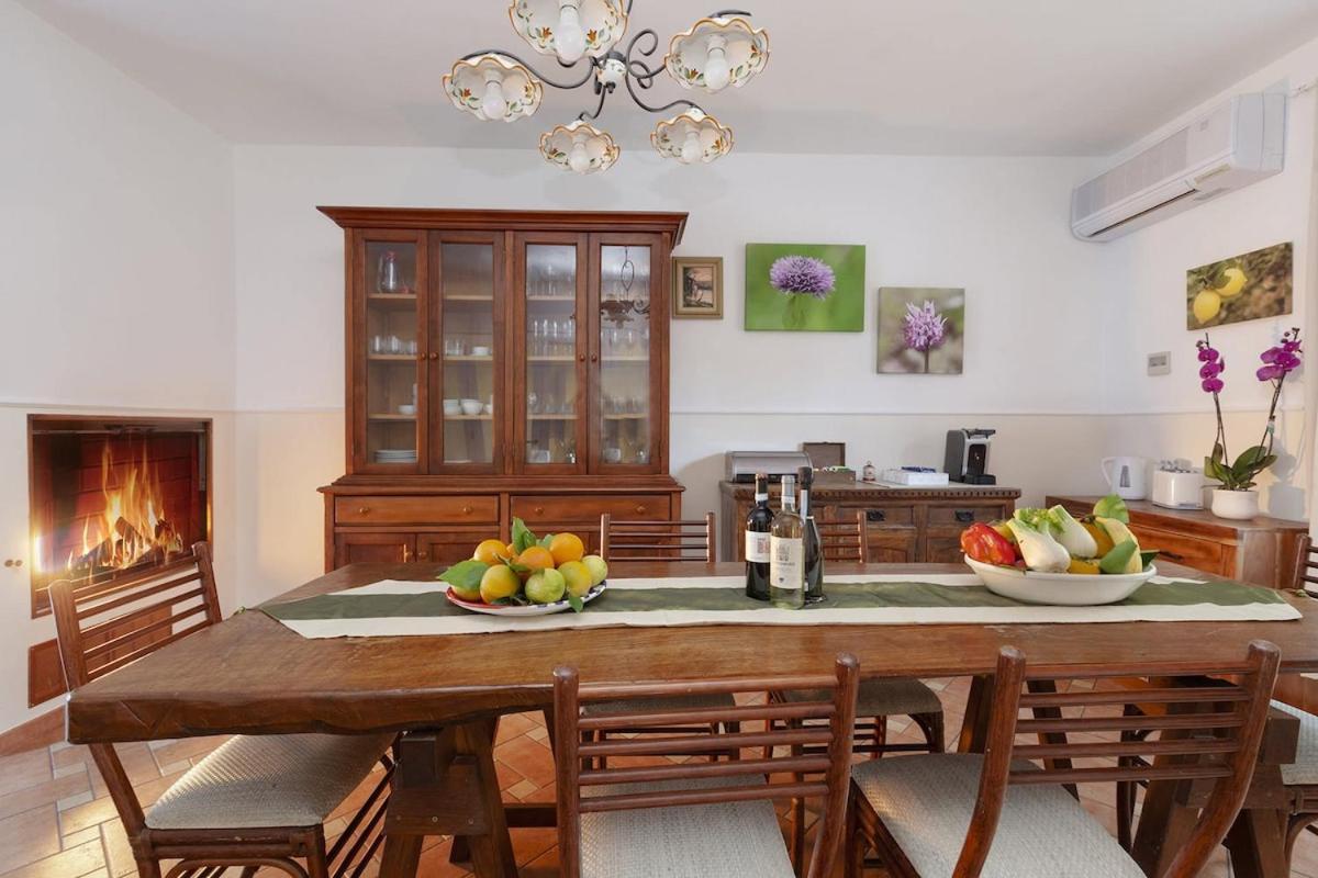 Casa Lucy Villa